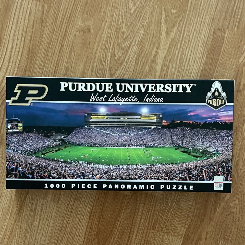 Purdue new sealed 1000 piece puzzle